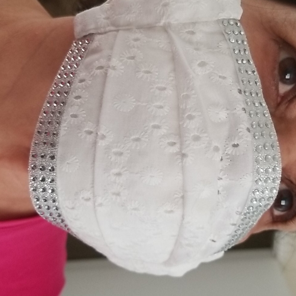 Beautiful Face Mask - Picture 7 of 8